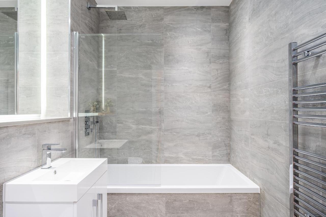 St Albans 2 Bed Luxury City Apartment, 5 Mins Walk To Train & Allocated Parking Eksteriør billede