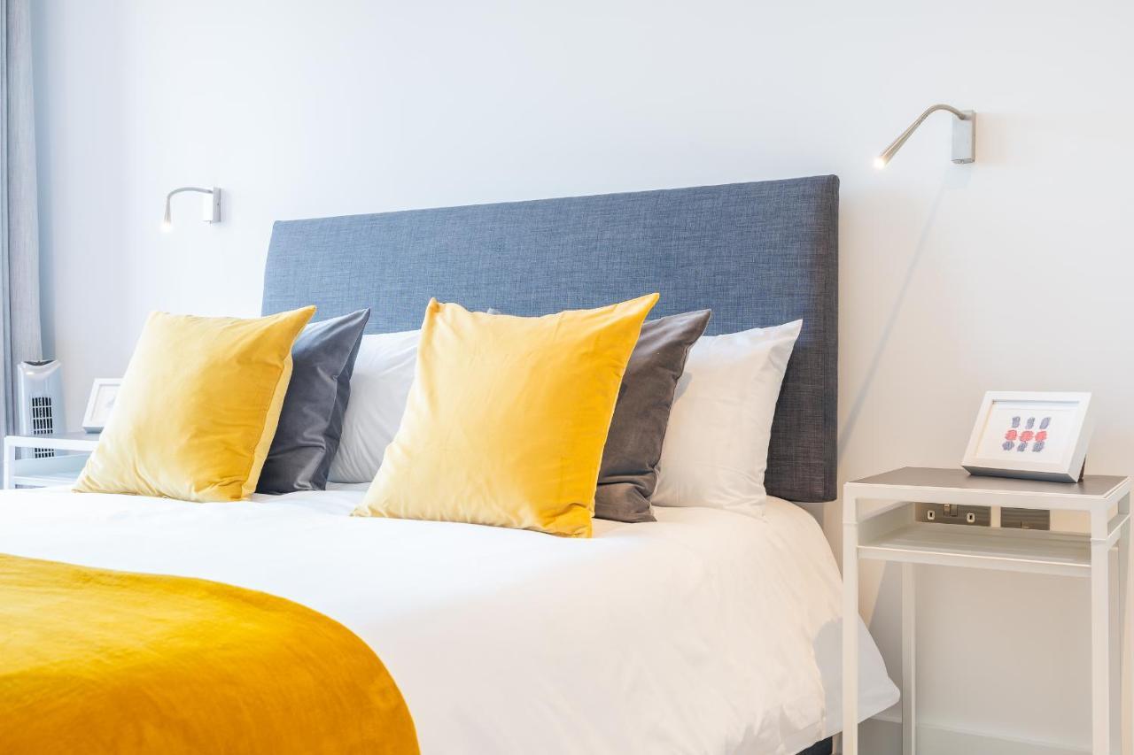 St Albans 2 Bed Luxury City Apartment, 5 Mins Walk To Train & Allocated Parking Eksteriør billede