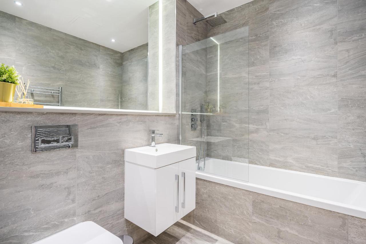 St Albans 2 Bed Luxury City Apartment, 5 Mins Walk To Train & Allocated Parking Eksteriør billede