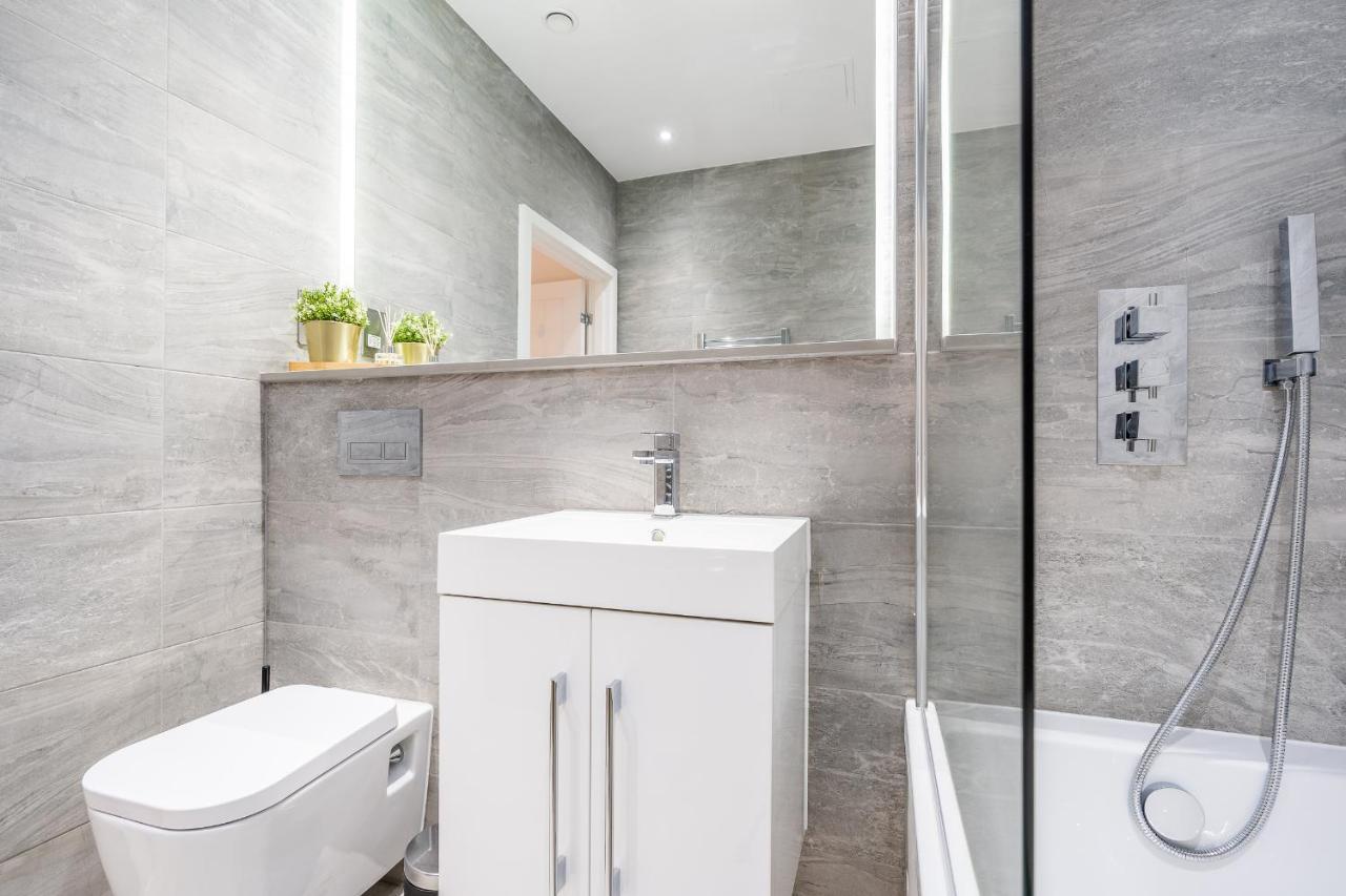 St Albans 2 Bed Luxury City Apartment, 5 Mins Walk To Train & Allocated Parking Eksteriør billede